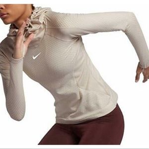 Nike Pro Medium Hyperwarm Pullover